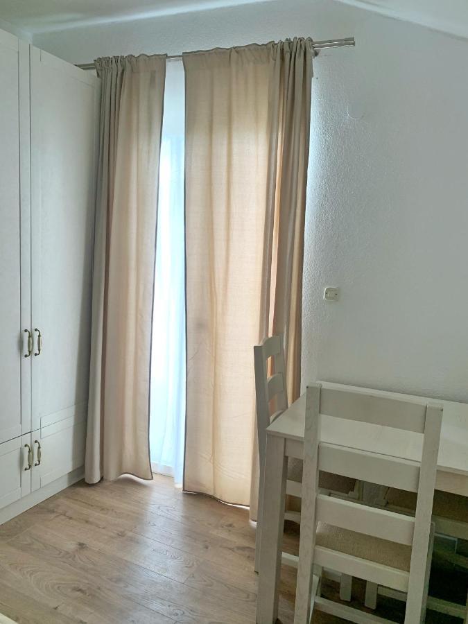 Apartments Villa Antony 2 Drvenik  Ngoại thất bức ảnh
